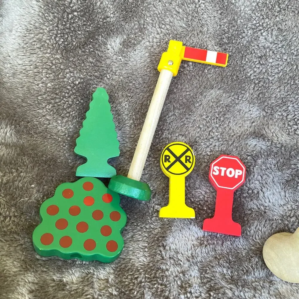 Vintage Thomas Train Wooden Tree Sign Replacement 2001 Gullane Train Playset Toy